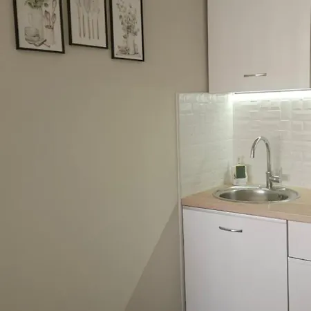 Apartment Vukota 2 *